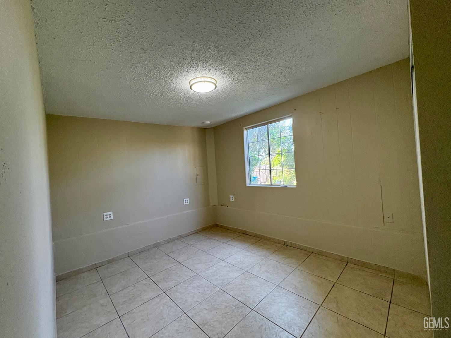 5025 Fillmore Avenue — photo 35