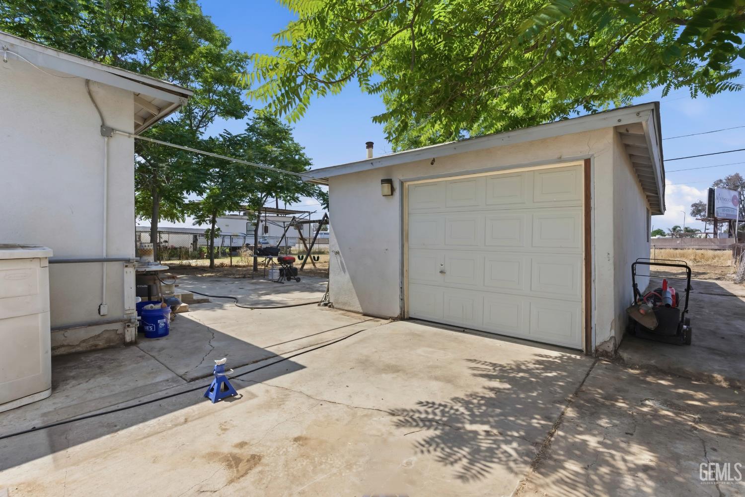 1320 Castaic Avenue — photo 35