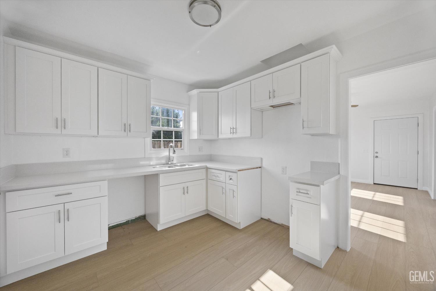 506 Lincoln Avenue — photo 10