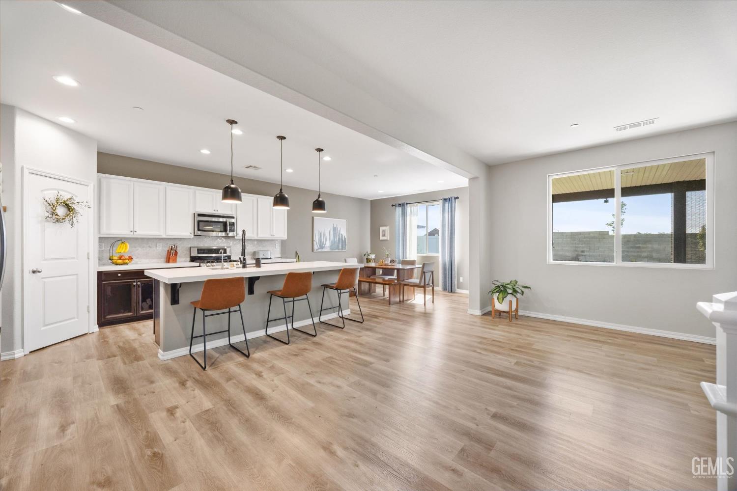 203 White Alder Drive — photo 27