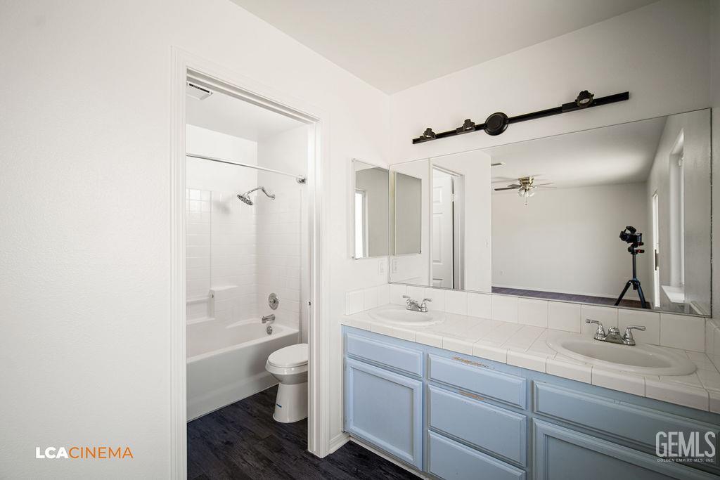 5915 Pine Canyon Drive — photo 18