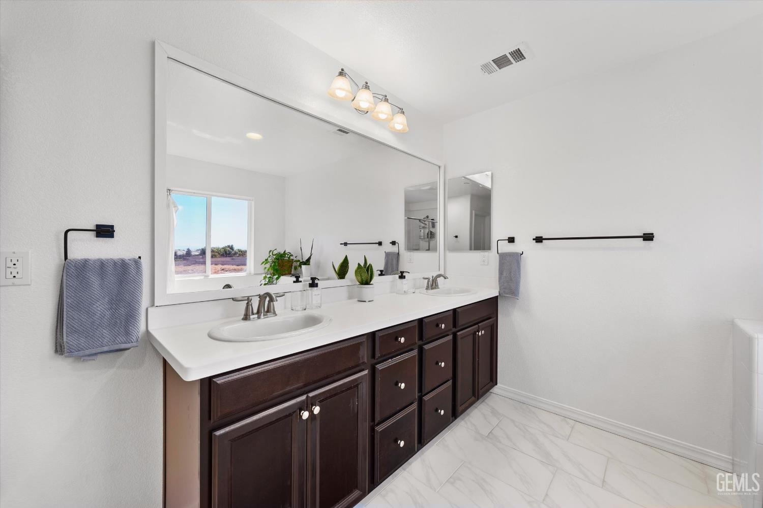 203 White Alder Drive — photo 44