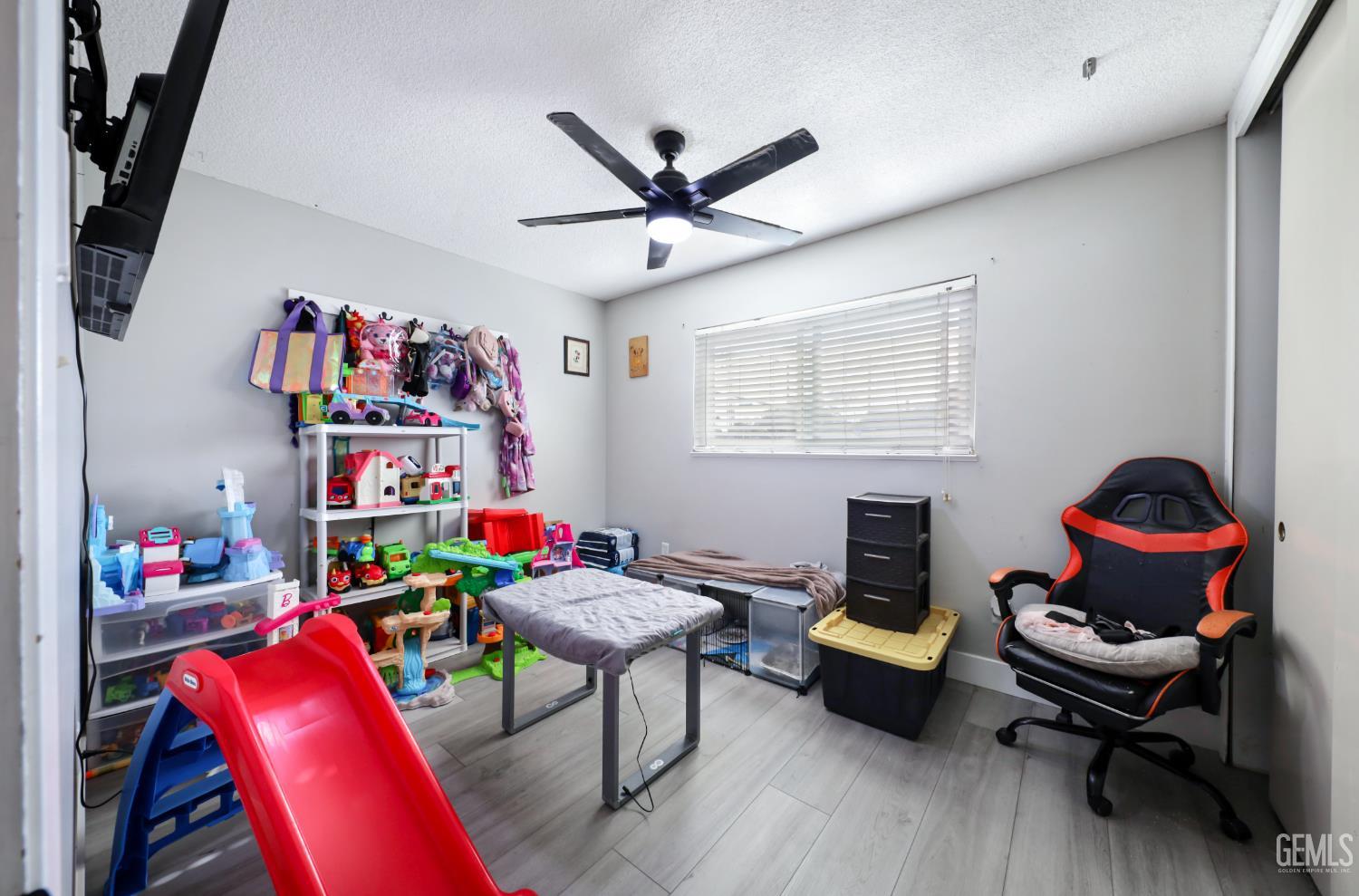 901 Monna Avenue — photo 18