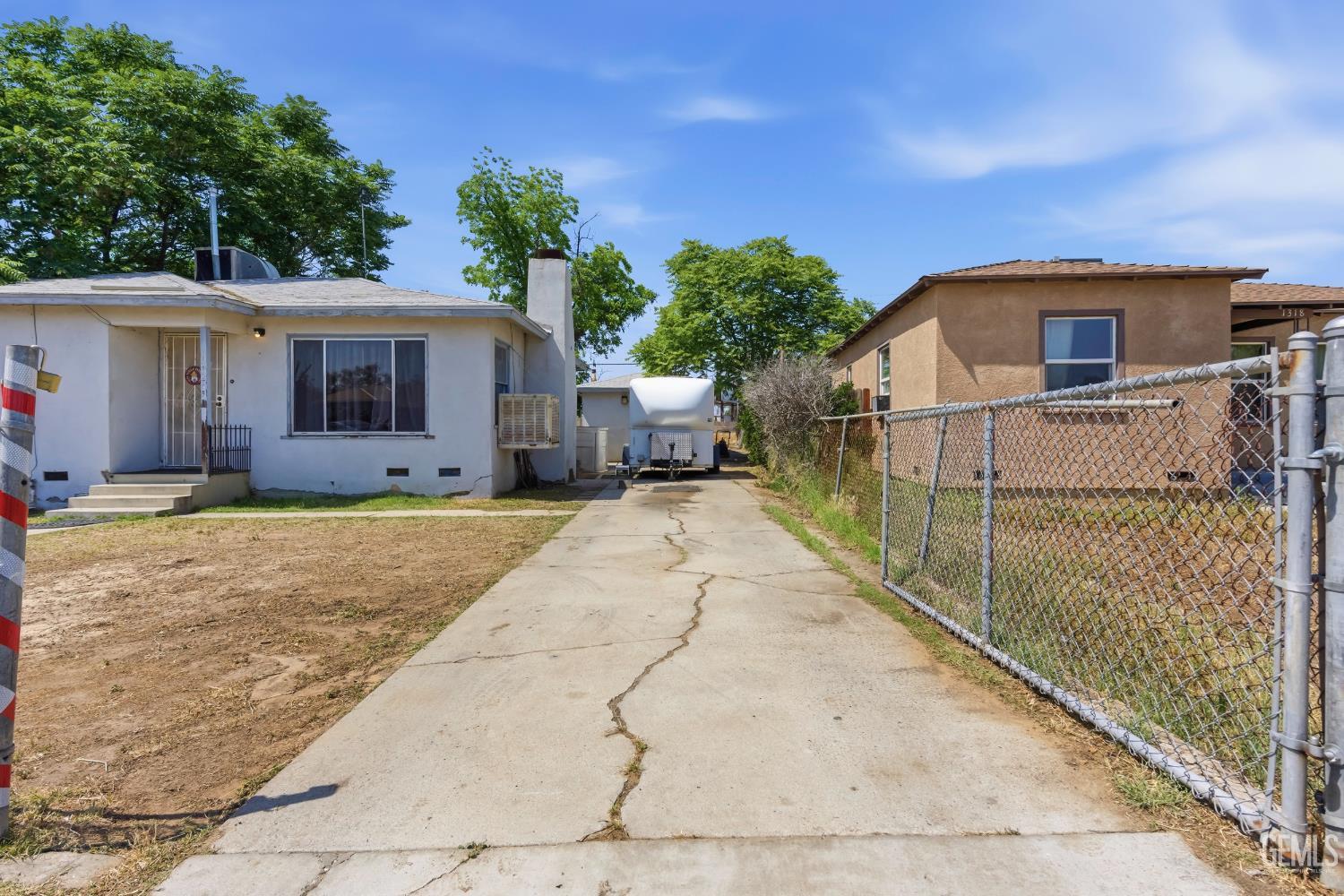 1320 Castaic Avenue — photo 32