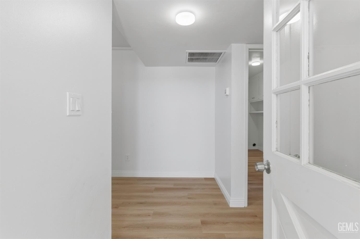 4108 Wood Lane — photo 8