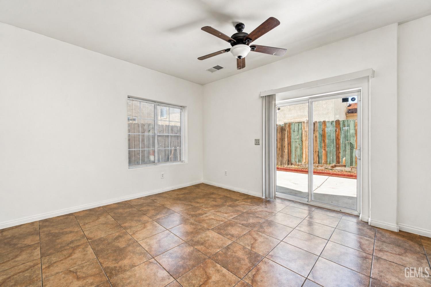 4426 Valpariso Way — photo 7