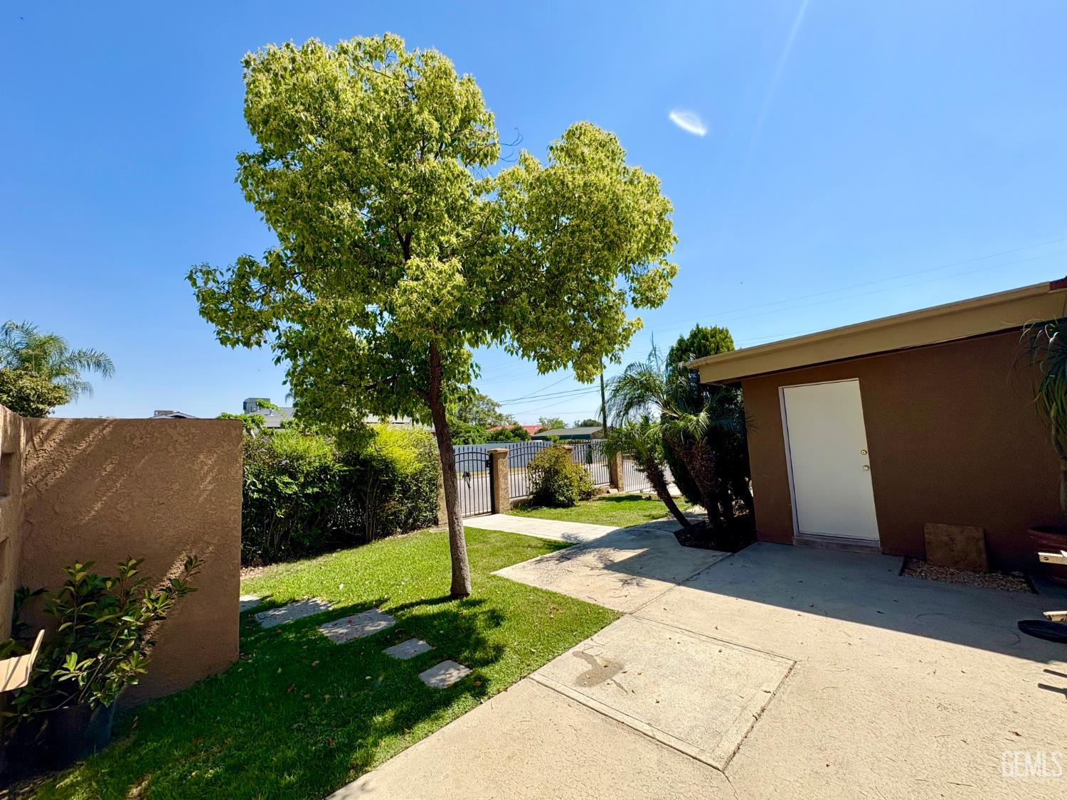 5025 Fillmore Avenue — photo 9