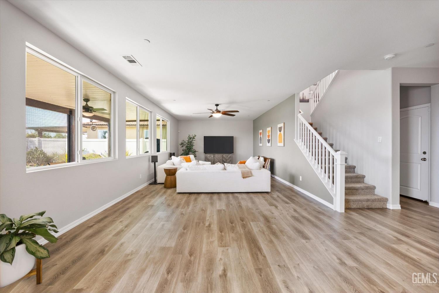 203 White Alder Drive — photo 23