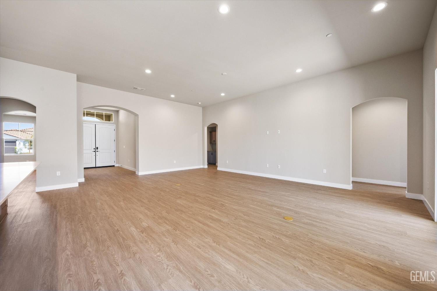 7101 Healthland Drive — photo 9