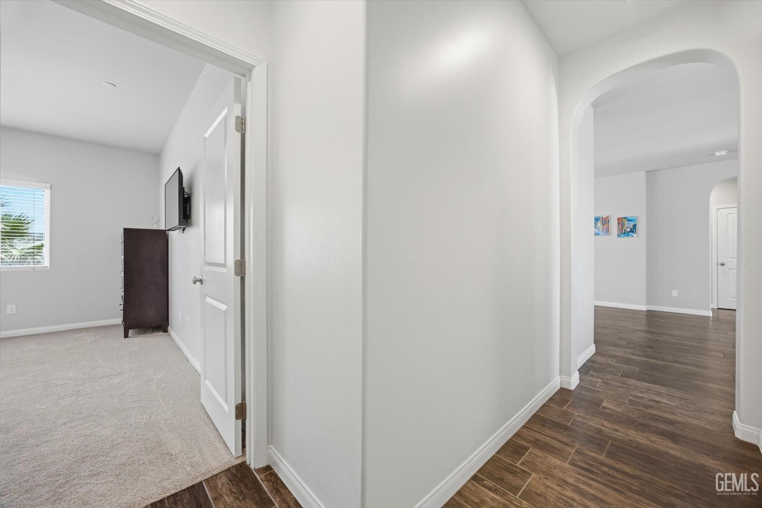 1906 McIntosh Way — photo 21