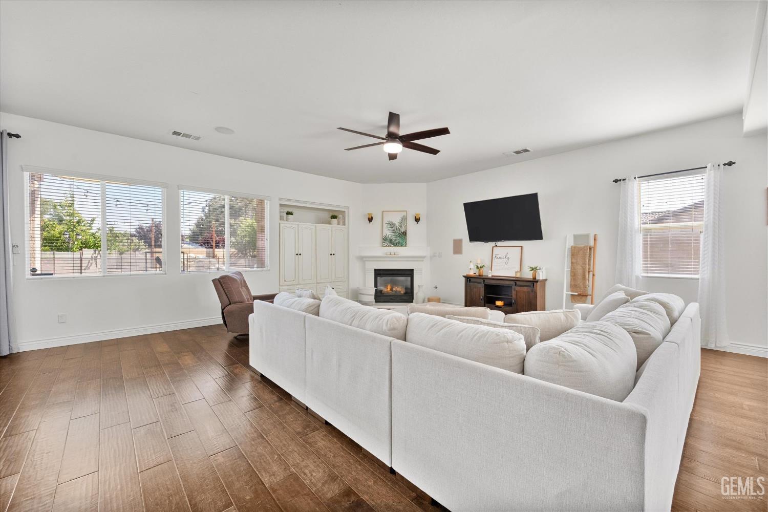 14904 Central Coast Street — photo 8