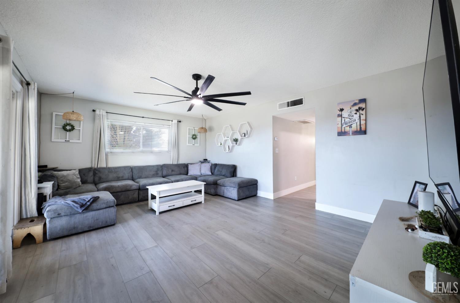901 Monna Avenue — photo 20
