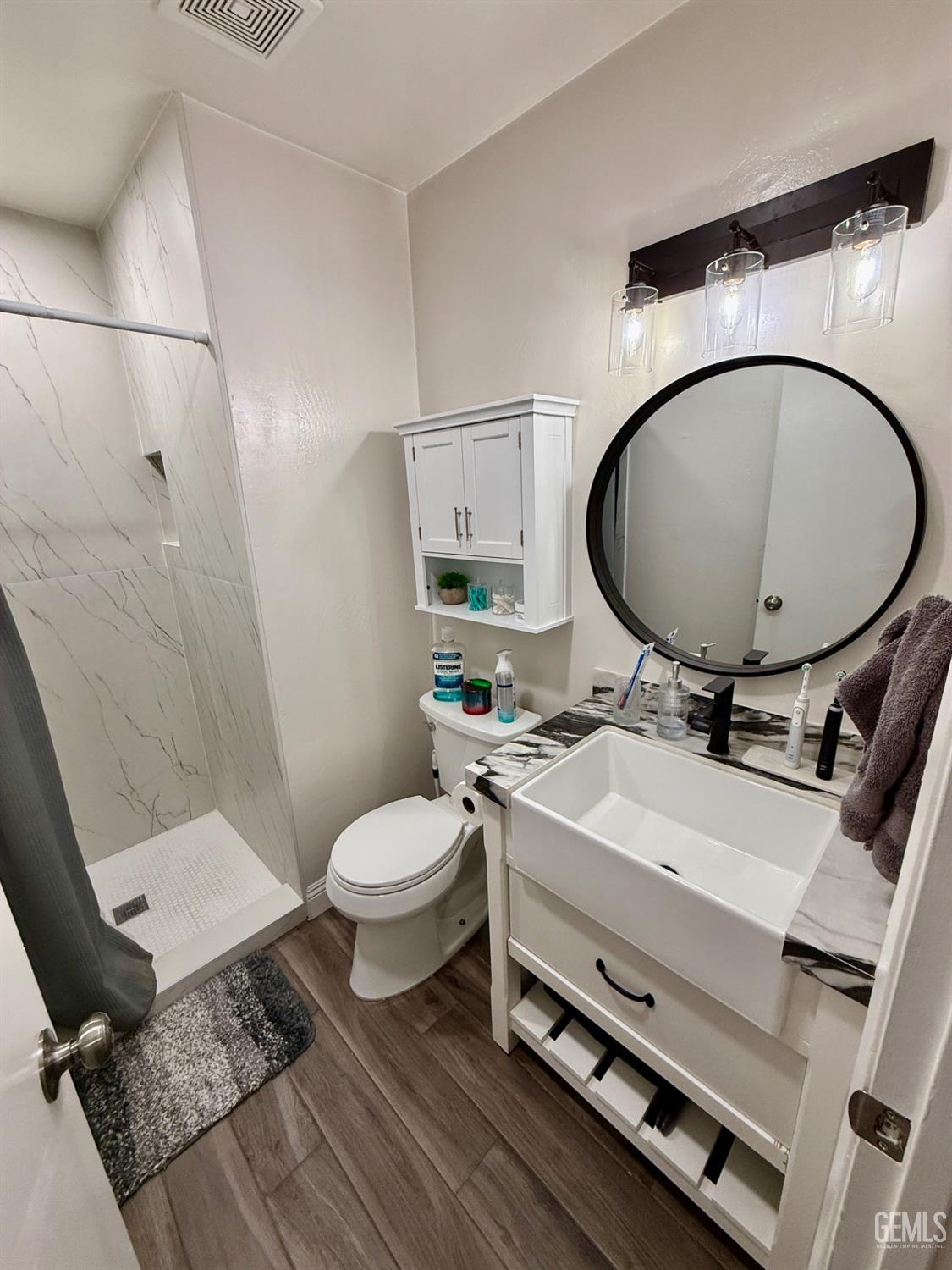930 Olive Drive — photo 12
