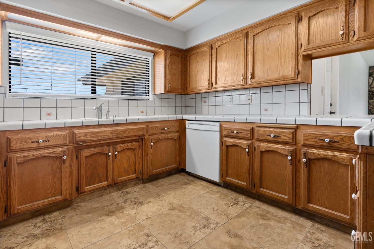 3100 Woodstown Street — photo 11