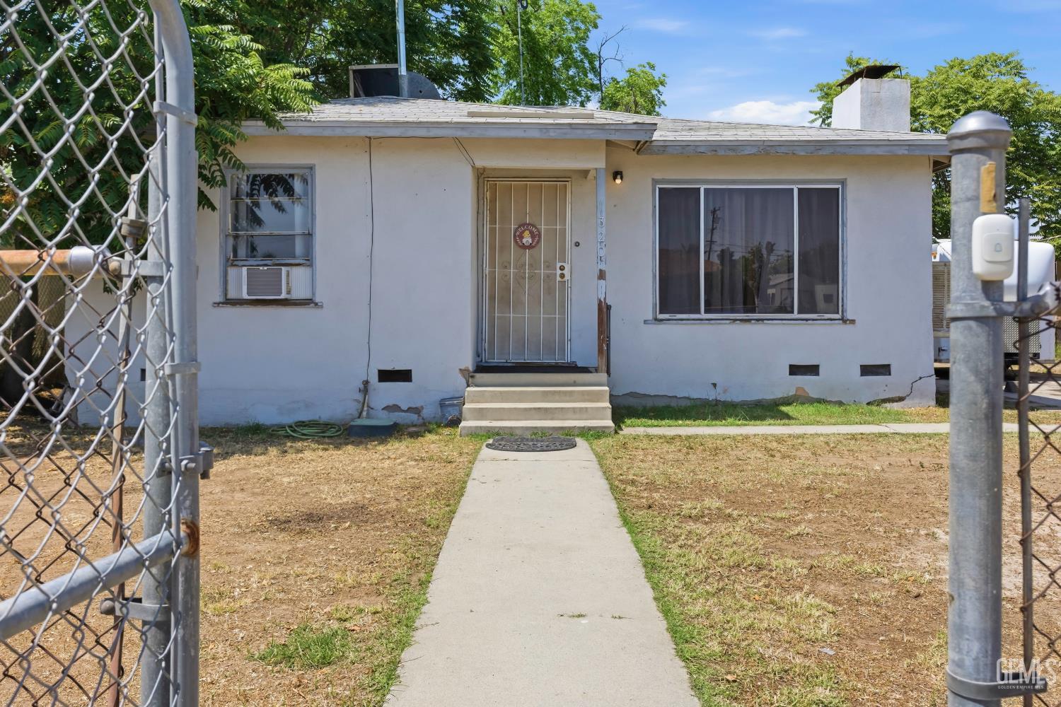 1320 Castaic Avenue — photo 5