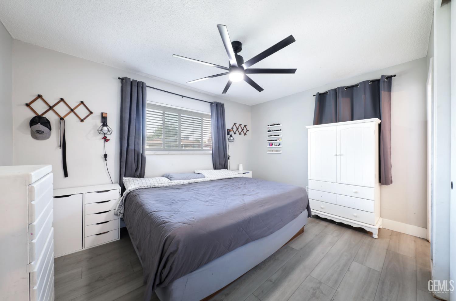 901 Monna Avenue — photo 15