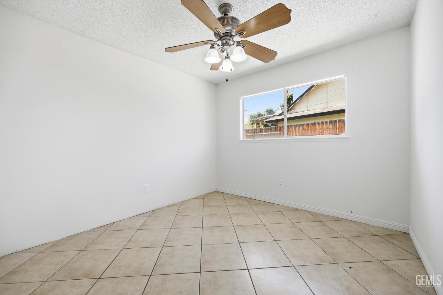 2904 Maywood Drive — photo 12