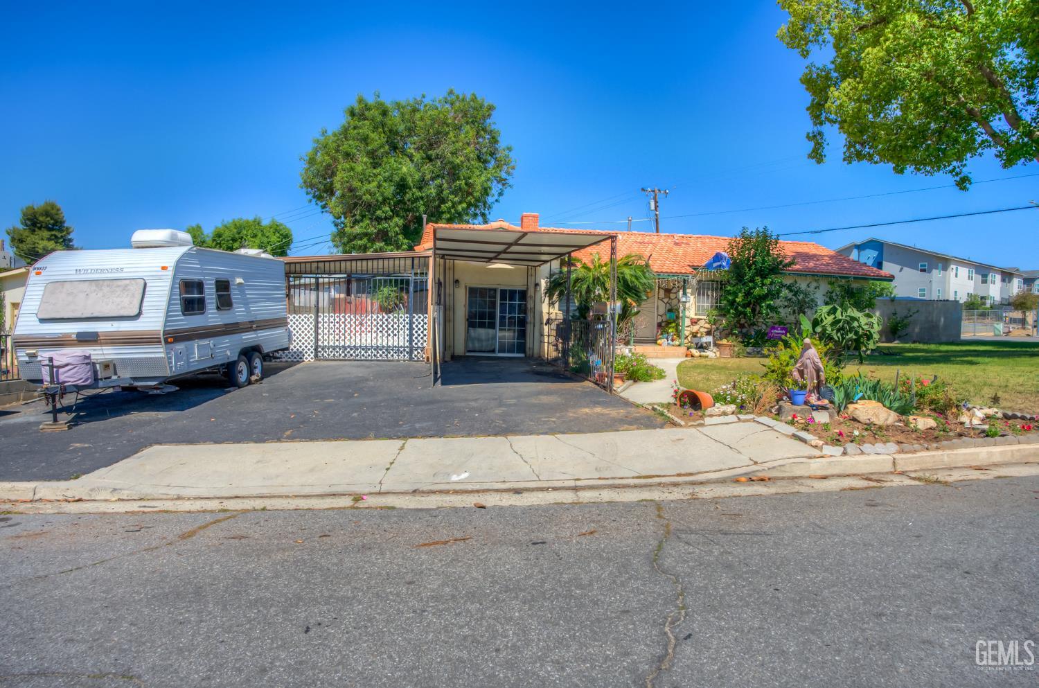 3114 Shelly Lane — photo 9