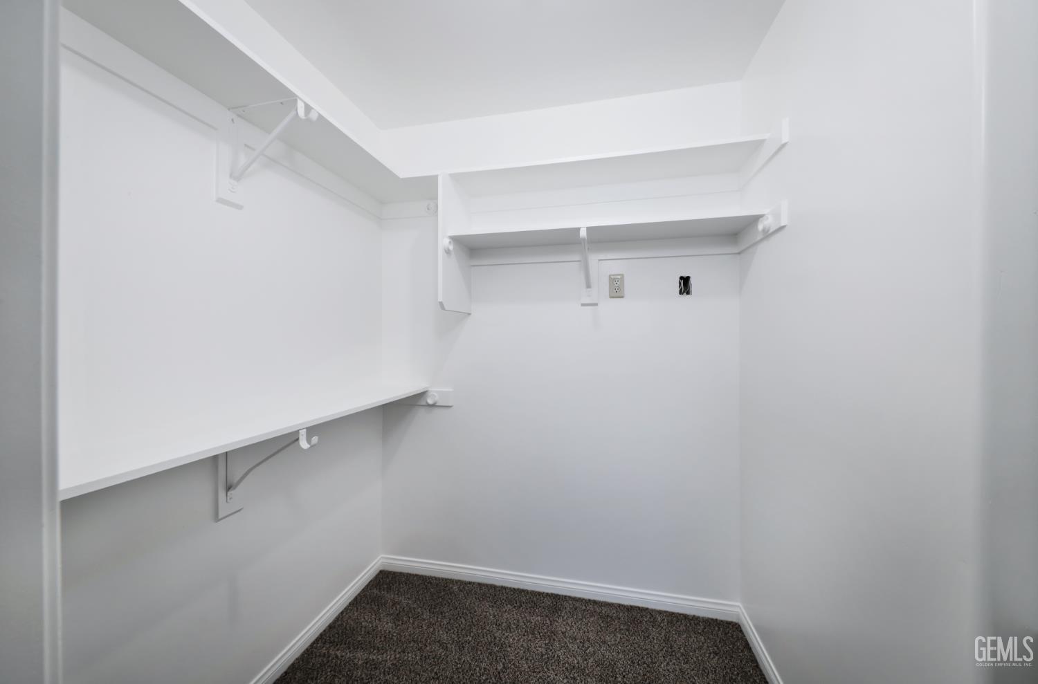 5506 Leeward Point Drive — photo 16