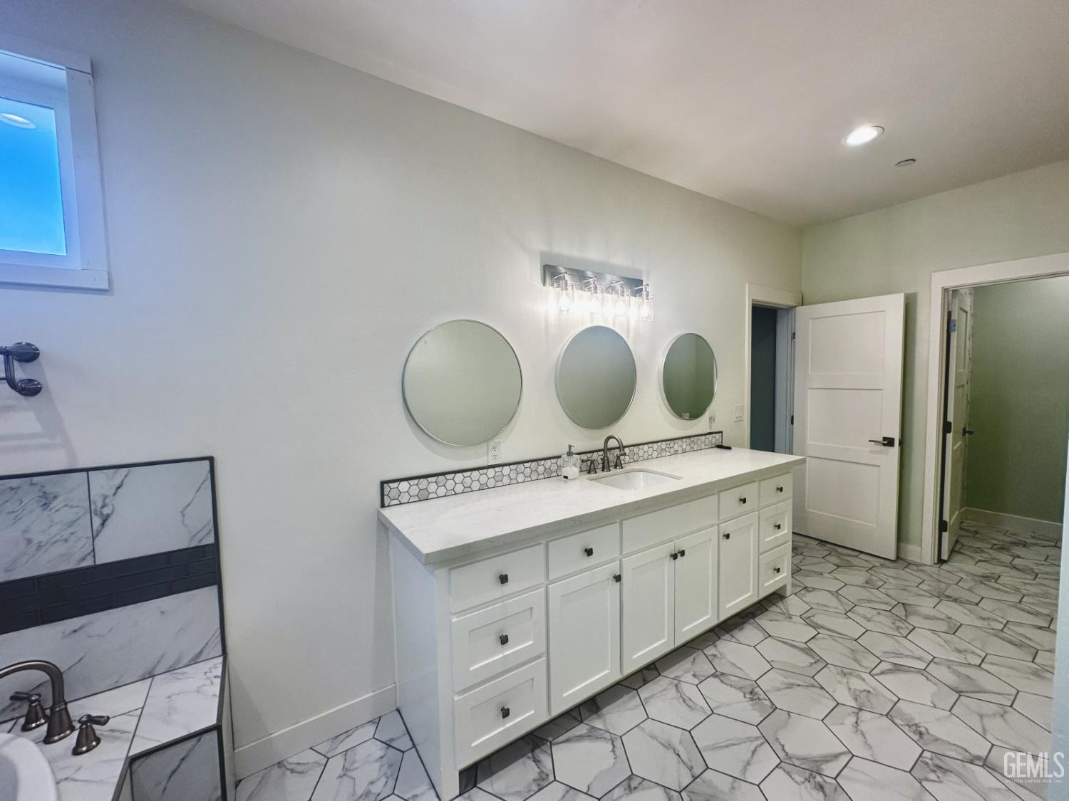 25904 Bear Valley Road — photo 44