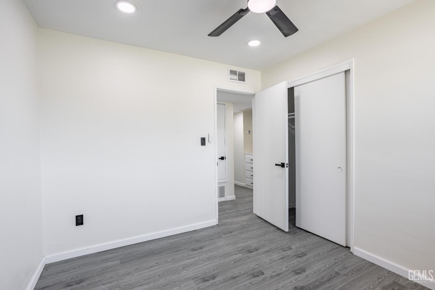 1112 San Vicente Drive — photo 26
