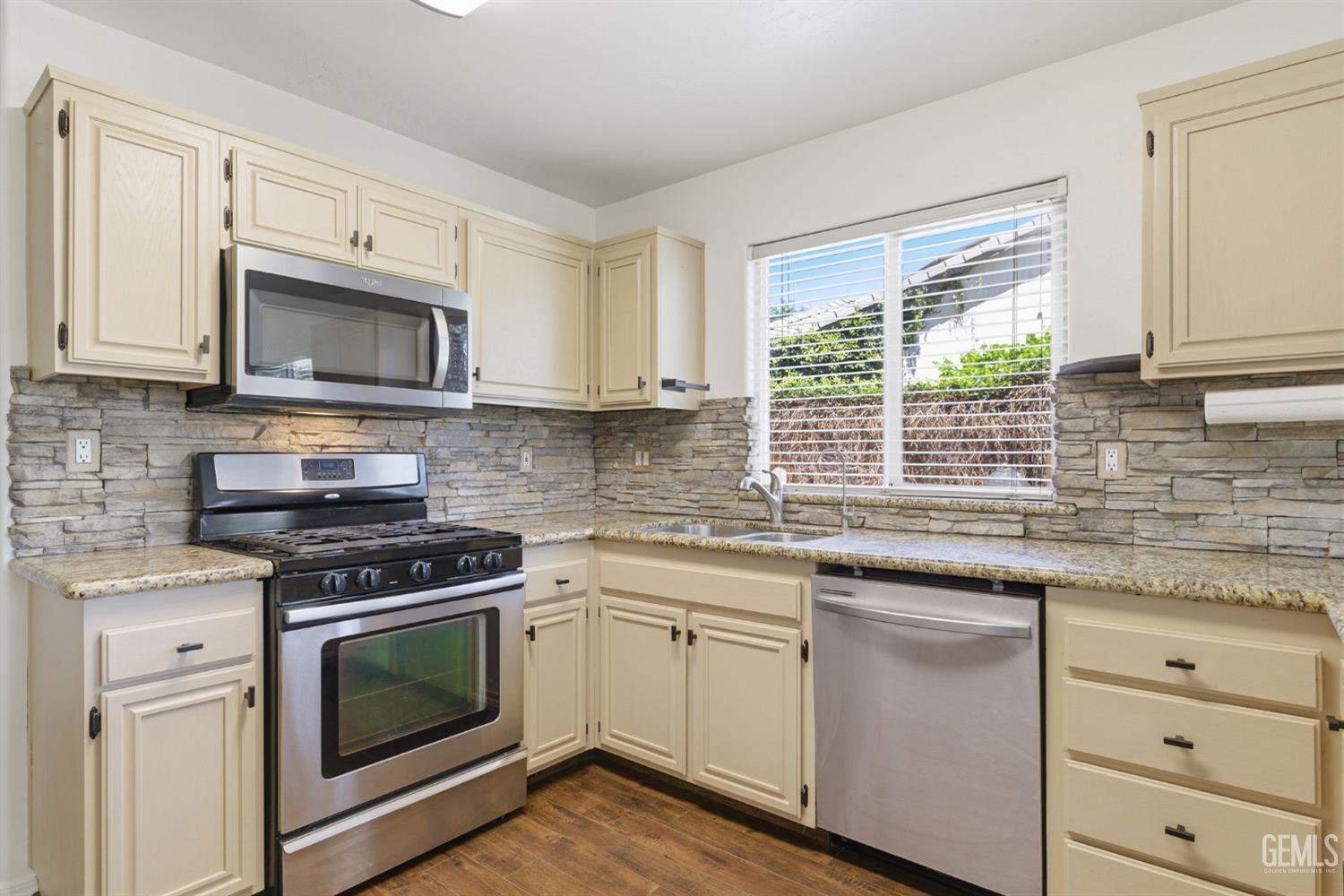 9507 W Goshen Court — photo 24