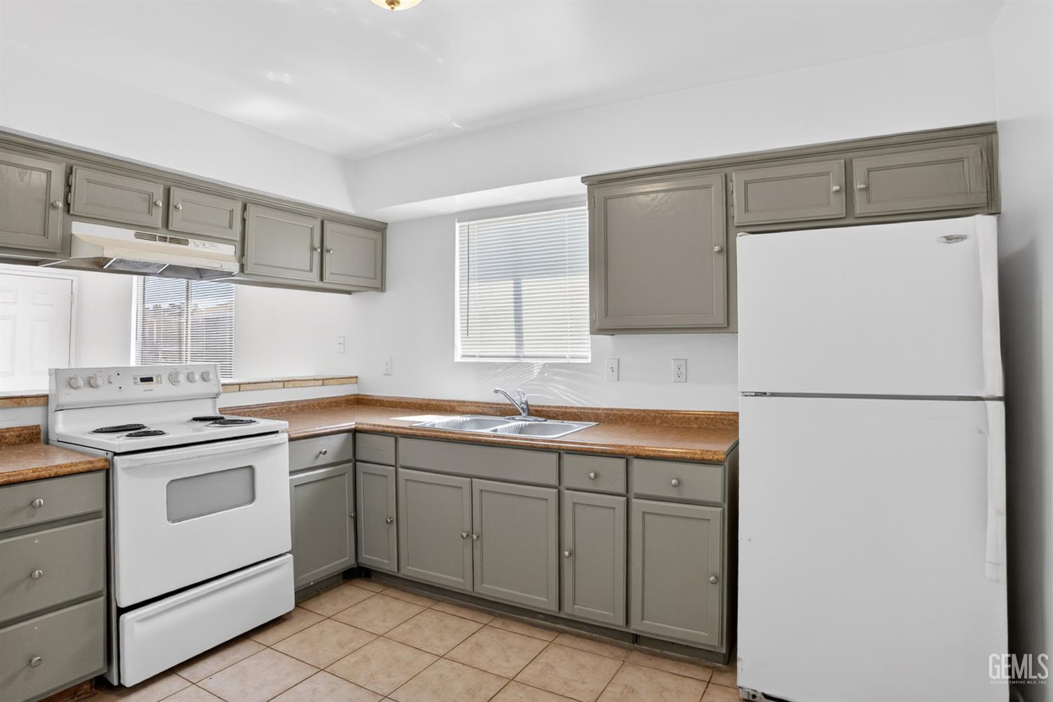 1300 Flower Street — photo 18