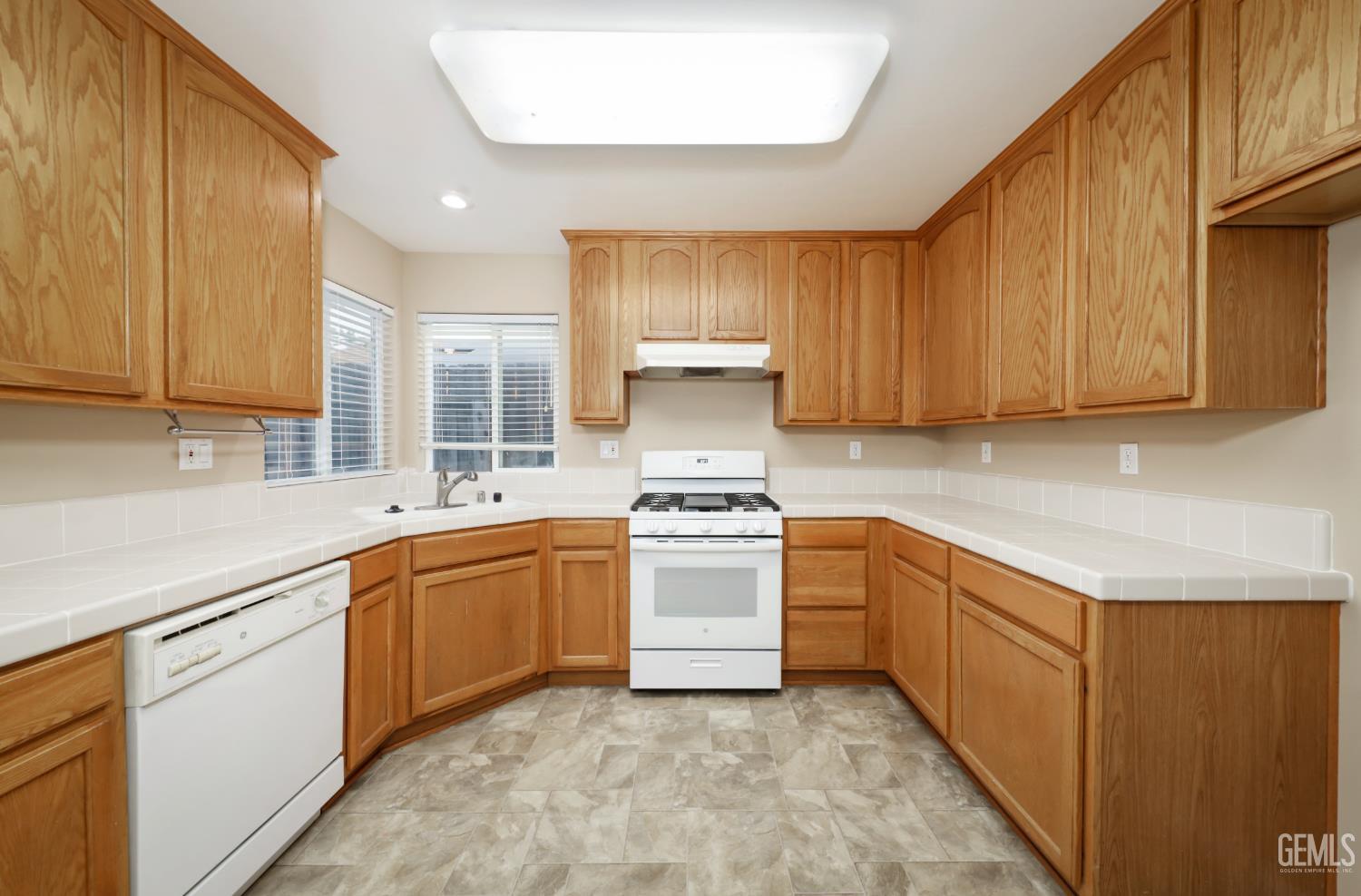 5506 Leeward Point Drive — photo 7