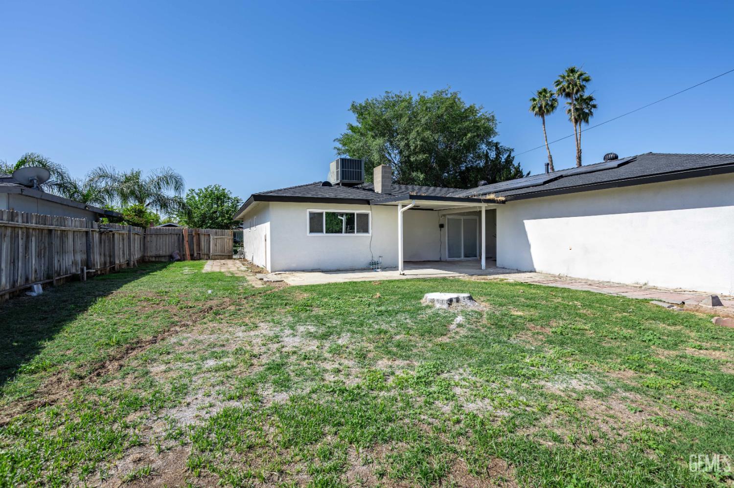 1112 San Vicente Drive — photo 28