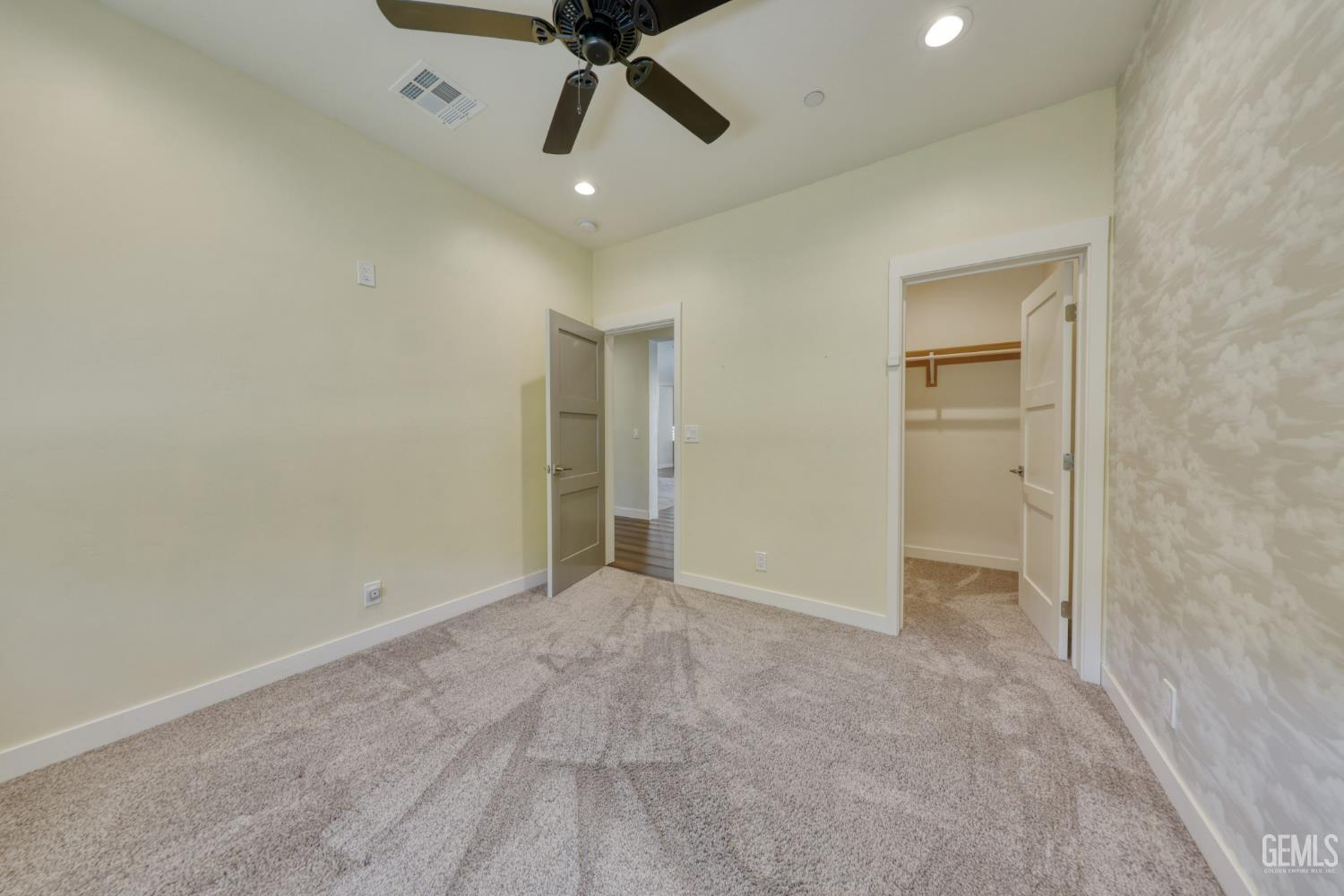25904 Bear Valley Road — photo 25
