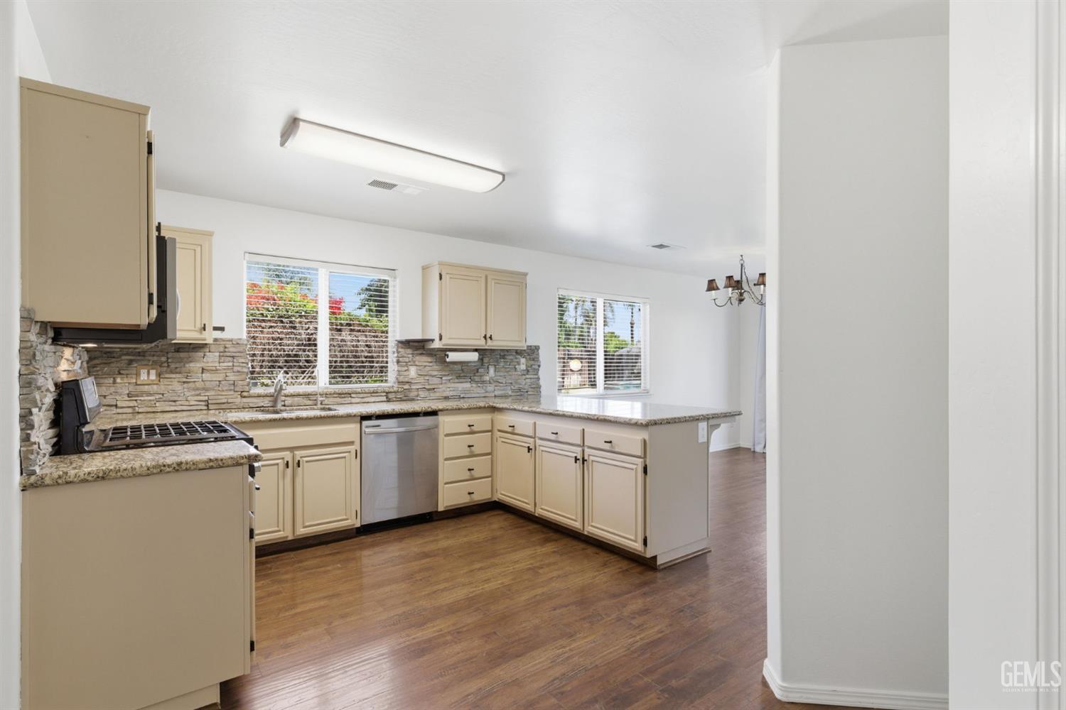 9507 W Goshen Court — photo 26