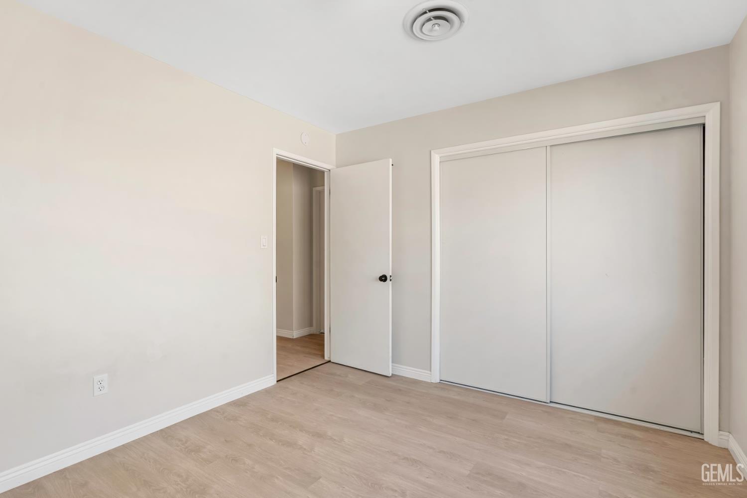 6612 Greensward Way — photo 43