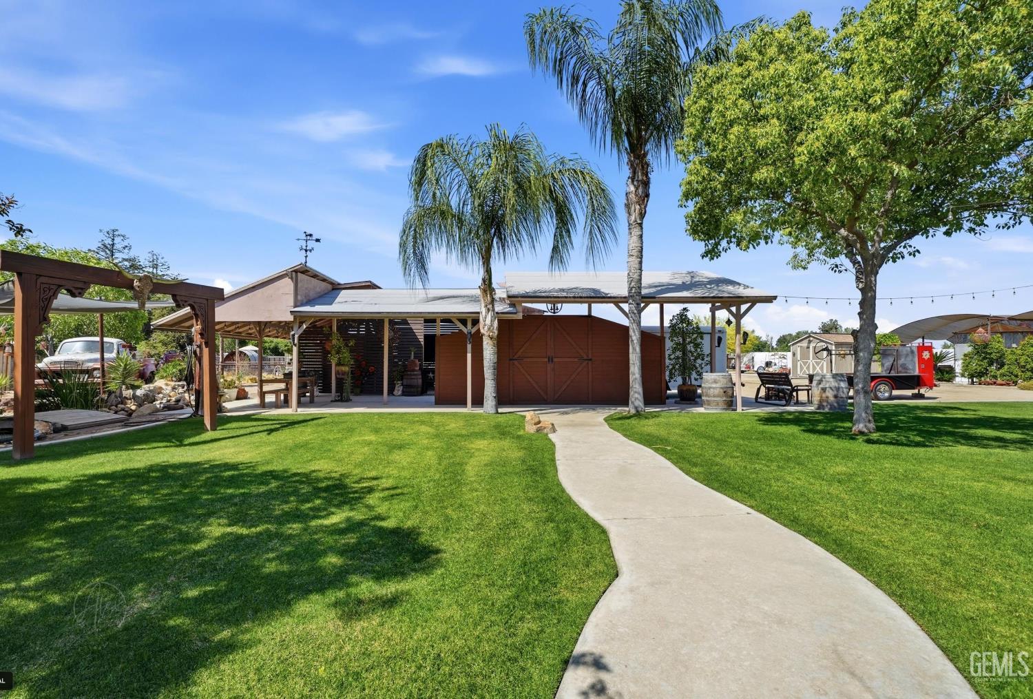 10328 Shellabarger Rd — photo 32