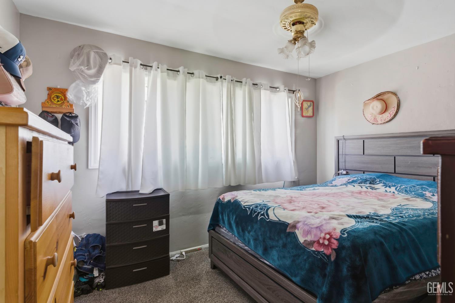 300 S Olive Street — photo 15