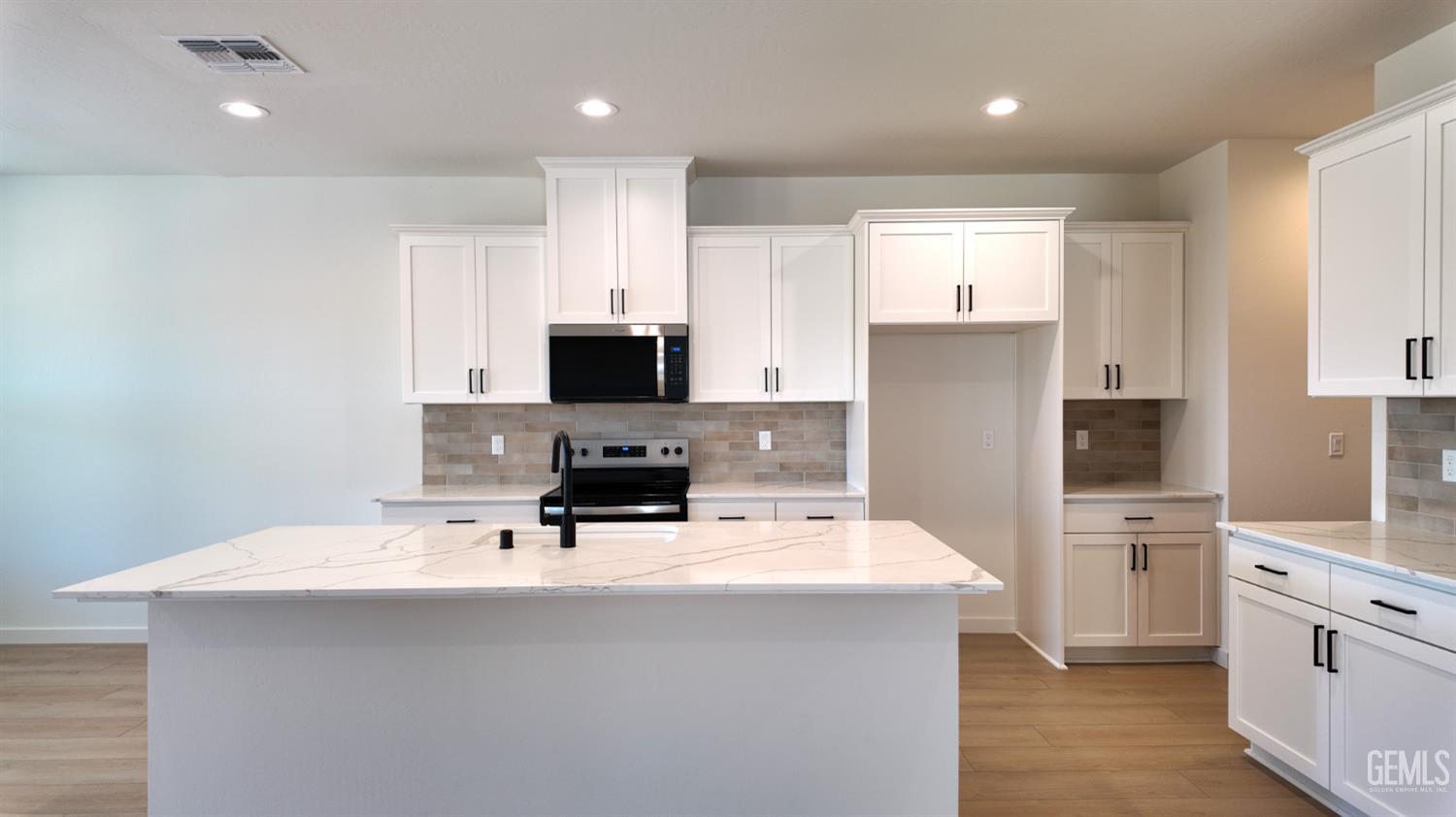 10724 Tatuk Way — photo 4
