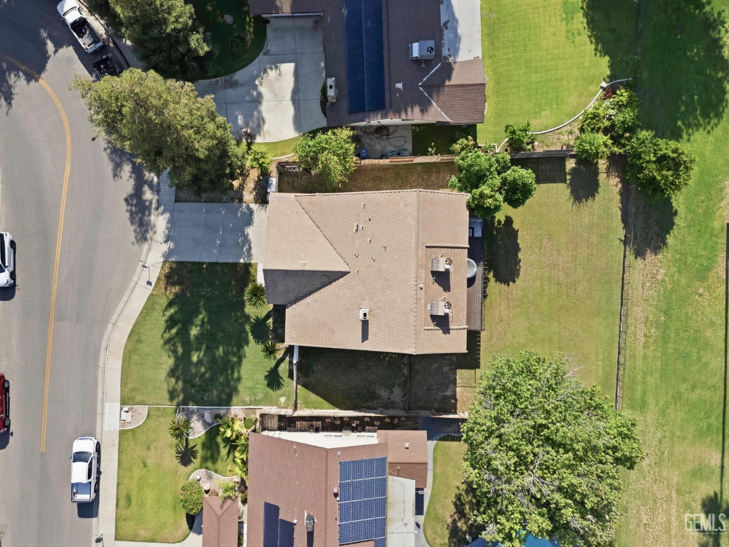 6612 Greensward Way — photo 74