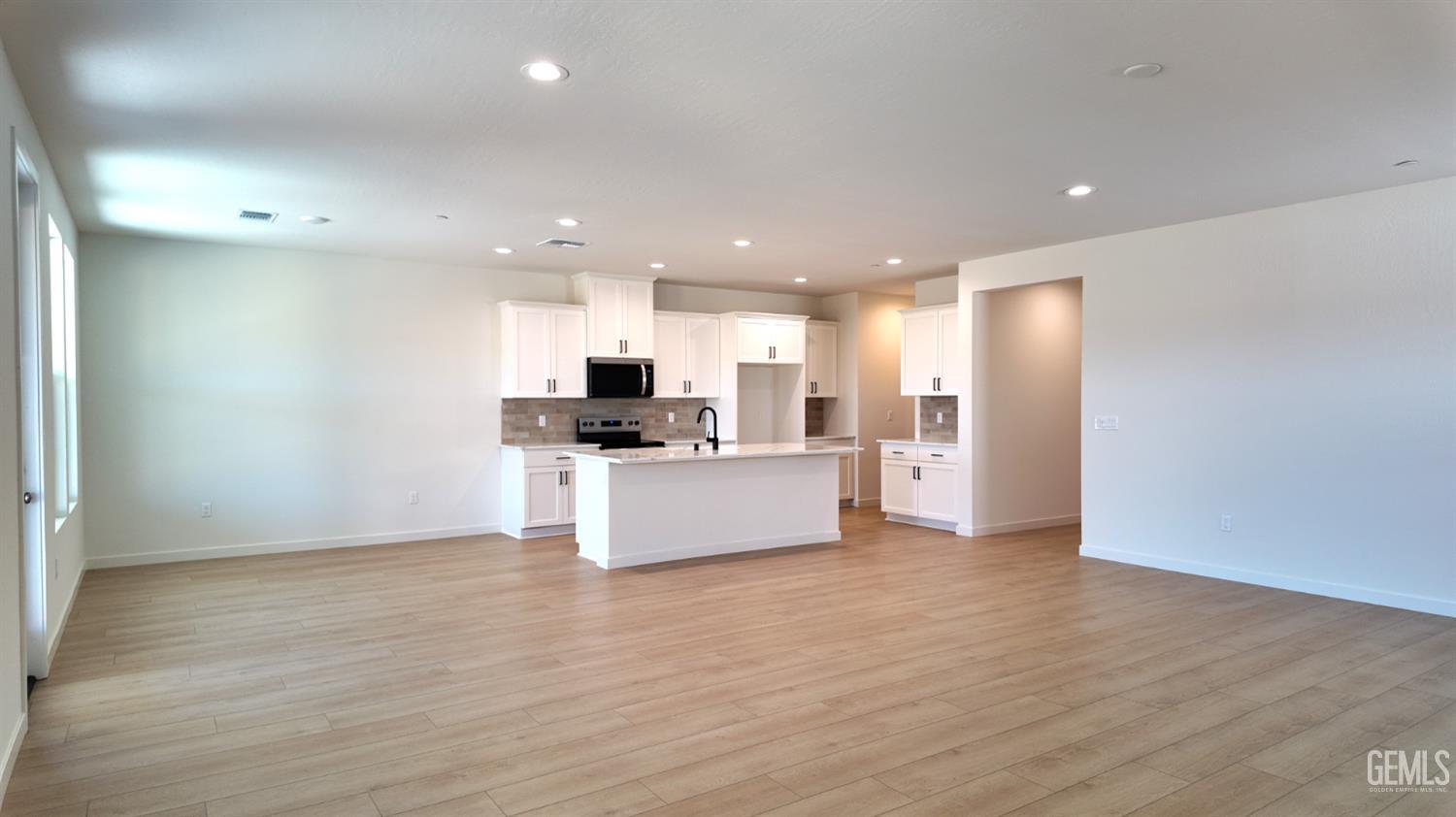10724 Tatuk Way — photo 3