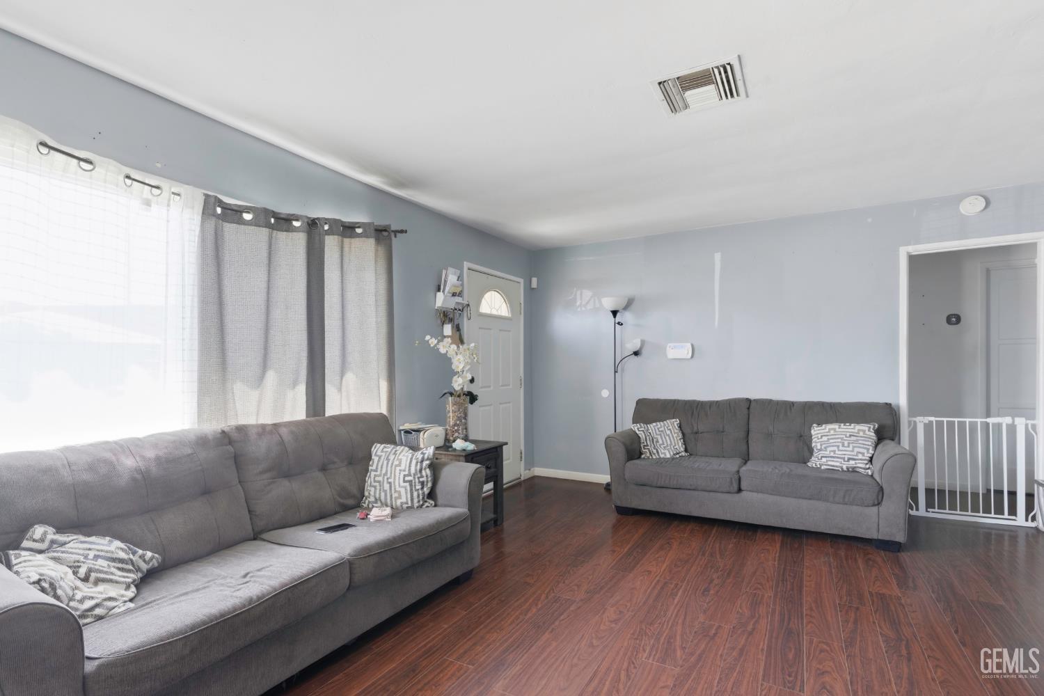 300 S Olive Street — photo 7