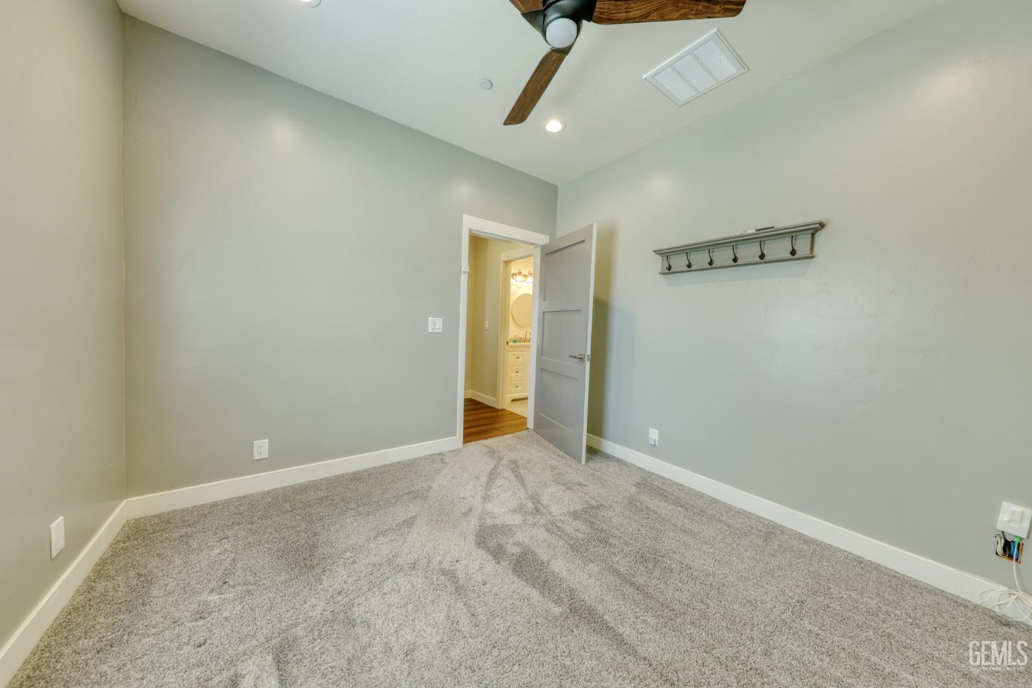 25904 Bear Valley Road — photo 35
