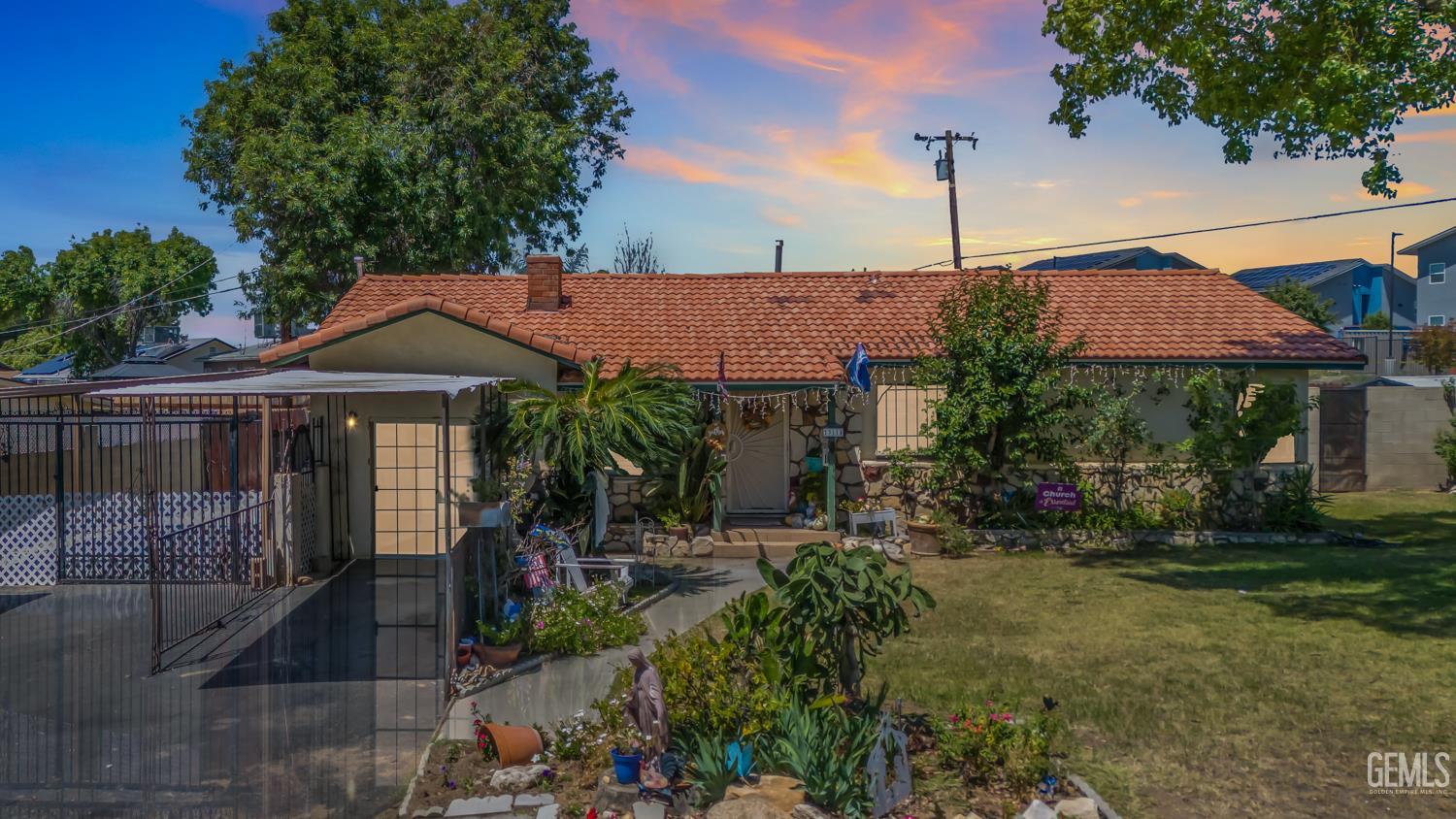 3114 Shelly Lane