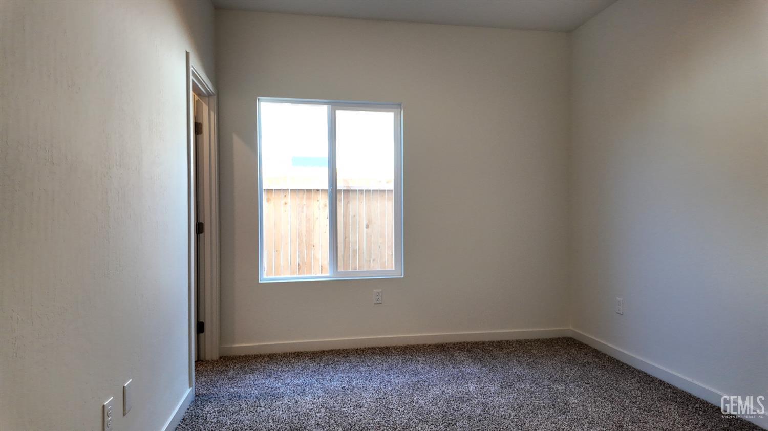 10724 Tatuk Way — photo 11