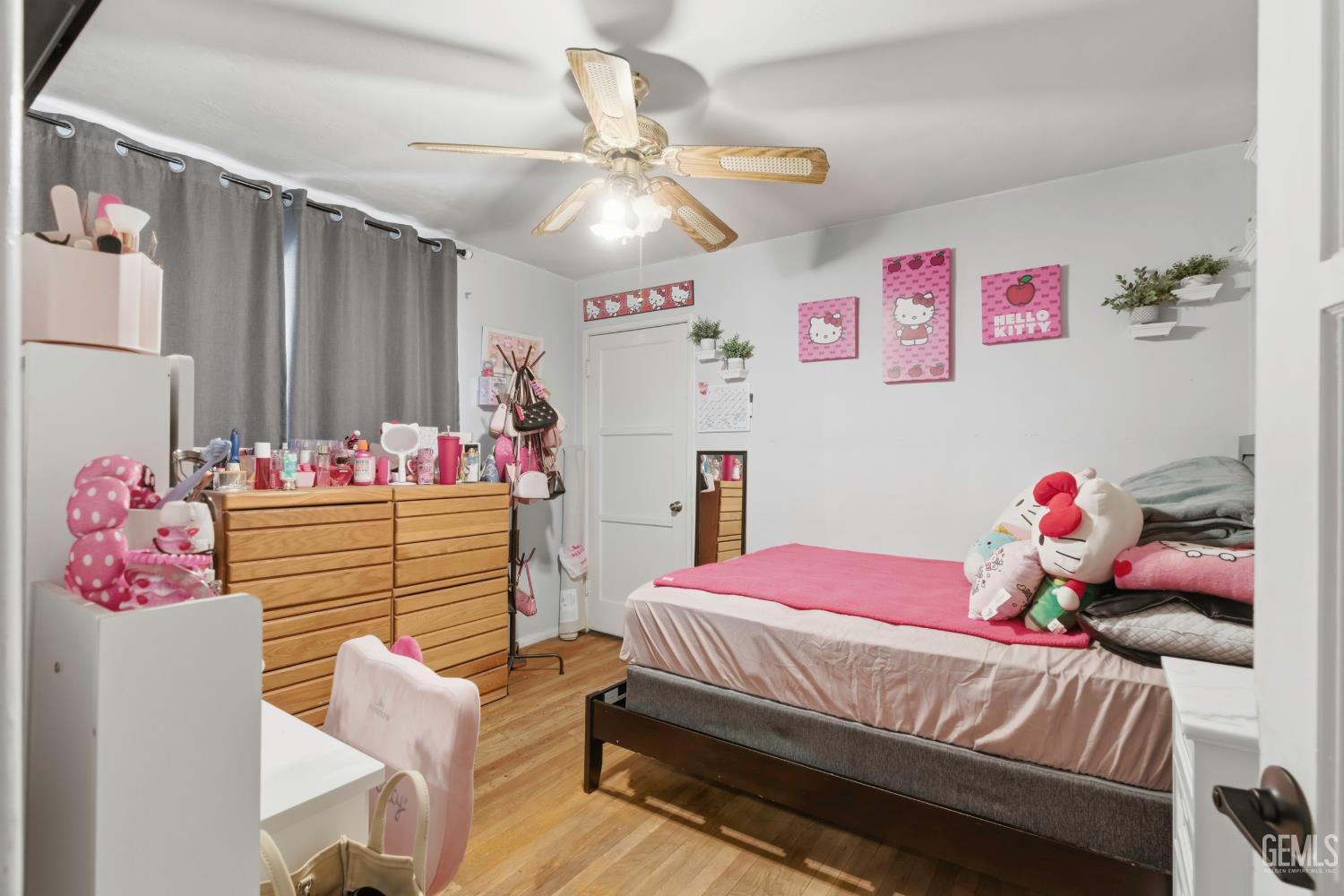 300 S Olive Street — photo 18