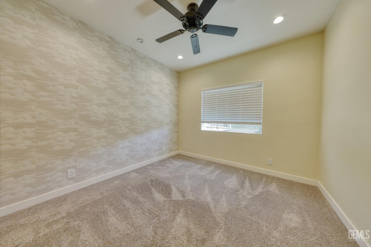 25904 Bear Valley Road — photo 23