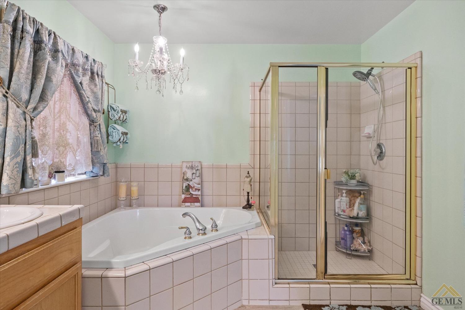 4315 Serene Oak Drive — photo 9