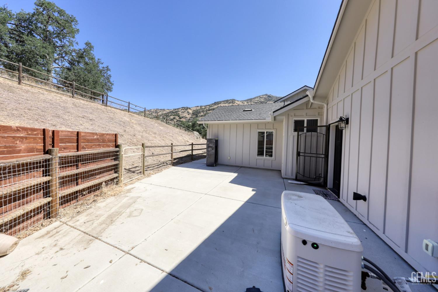 25904 Bear Valley Road — photo 52