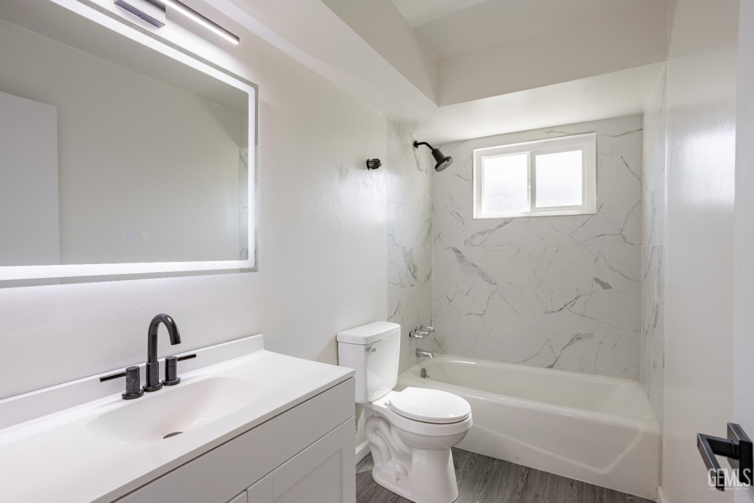 1112 San Vicente Drive — photo 11