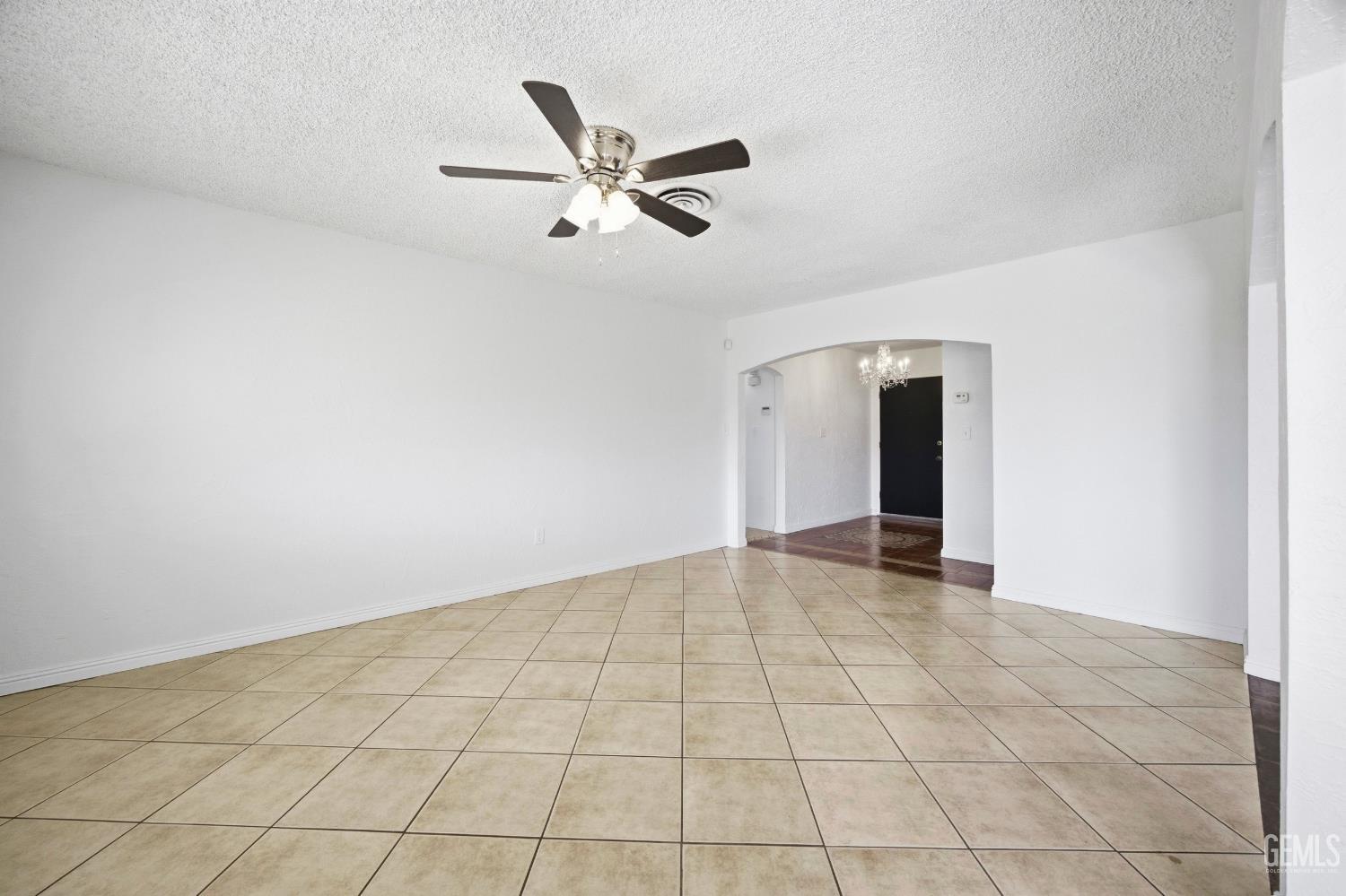 2904 Maywood Drive — photo 7