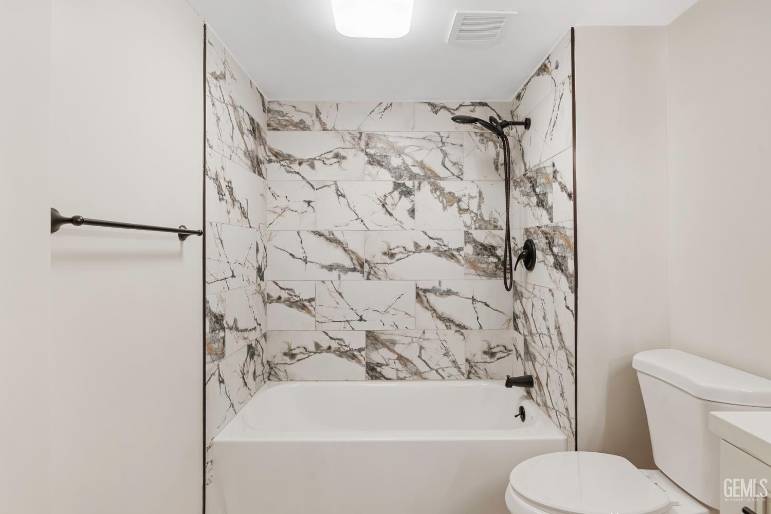 6612 Greensward Way — photo 47