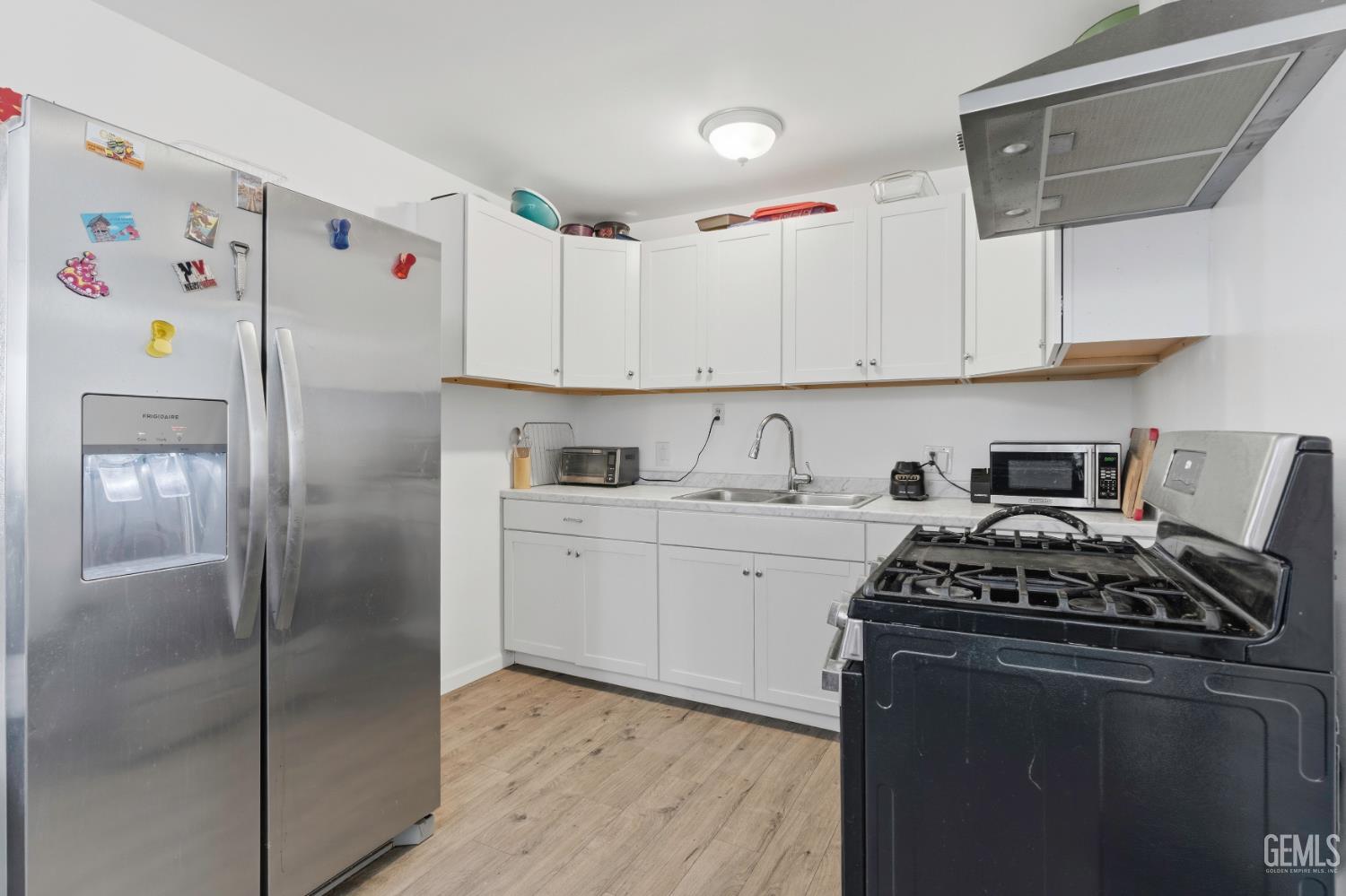 1625 Adrian Street — photo 9