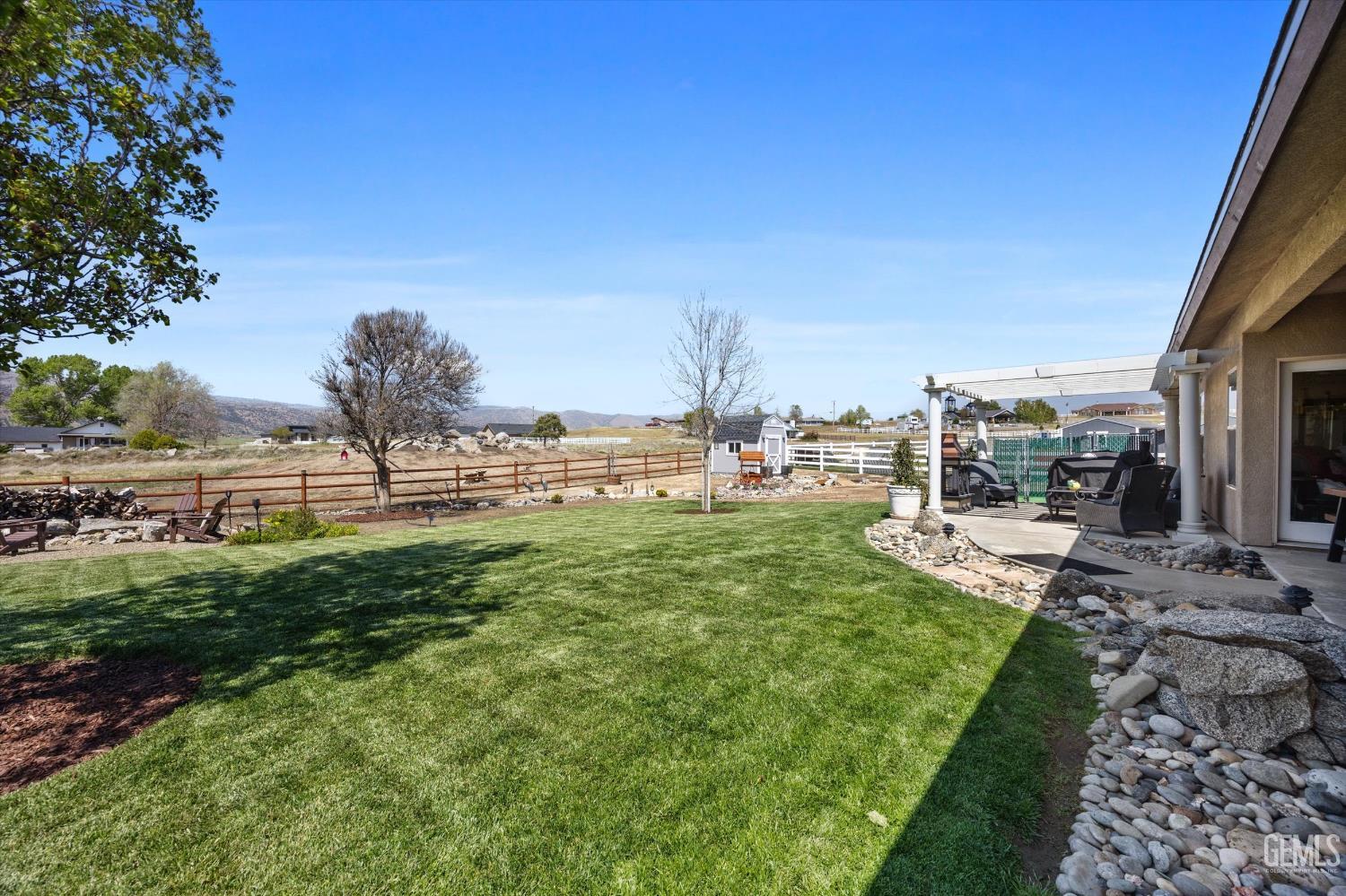 28100 Braeburn Place — photo 54